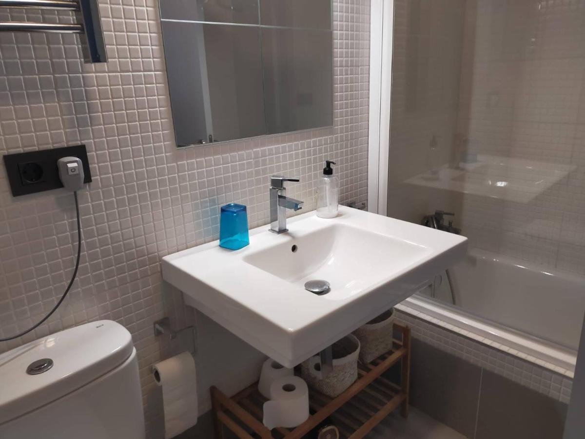 Apartament Penthouse With Terrace And Views Near Oza'S Beach A Coruña Zewnętrze zdjęcie